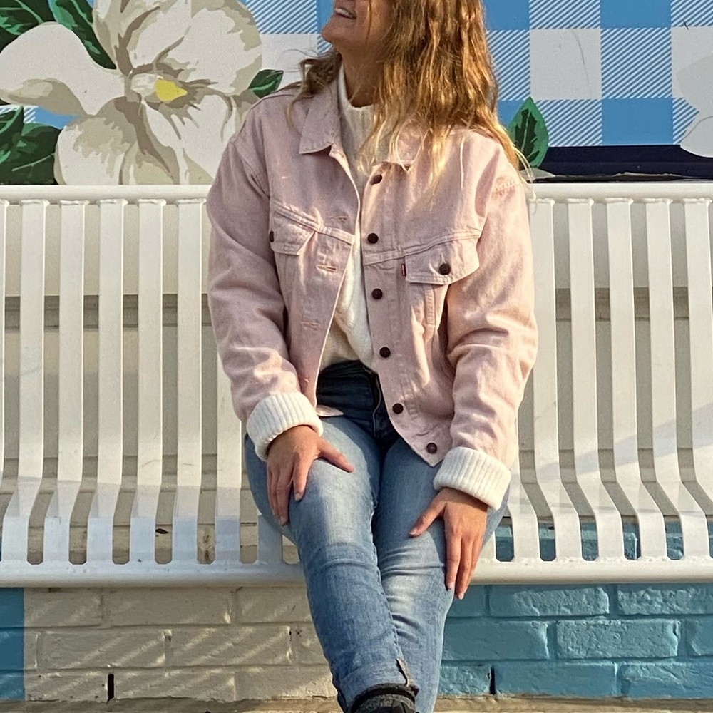 pink levi's denim jacket